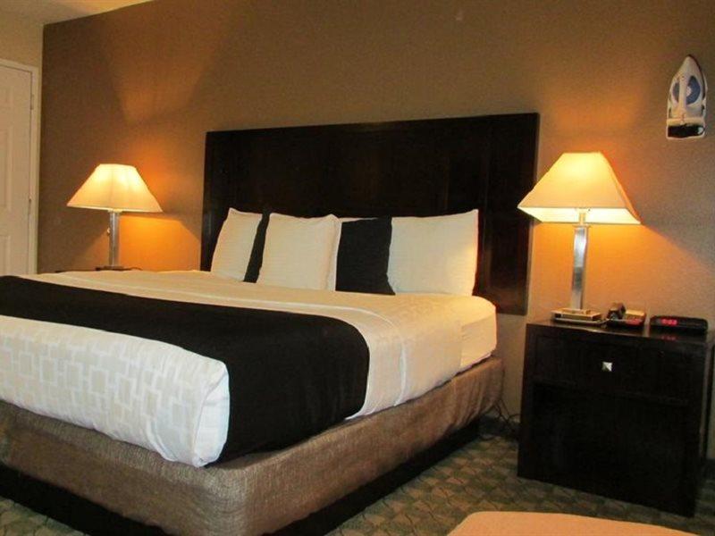 Fairbridge Inn & Suites Левенуэрт Экстерьер фото