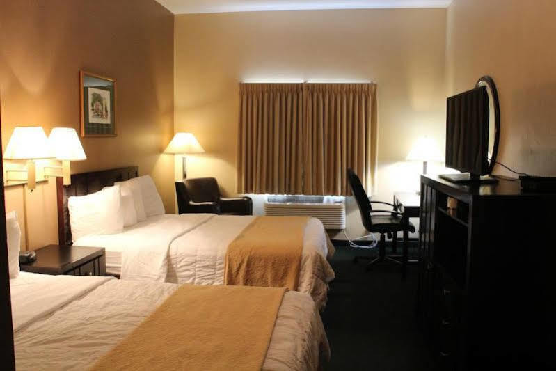 Fairbridge Inn & Suites Левенуэрт Экстерьер фото