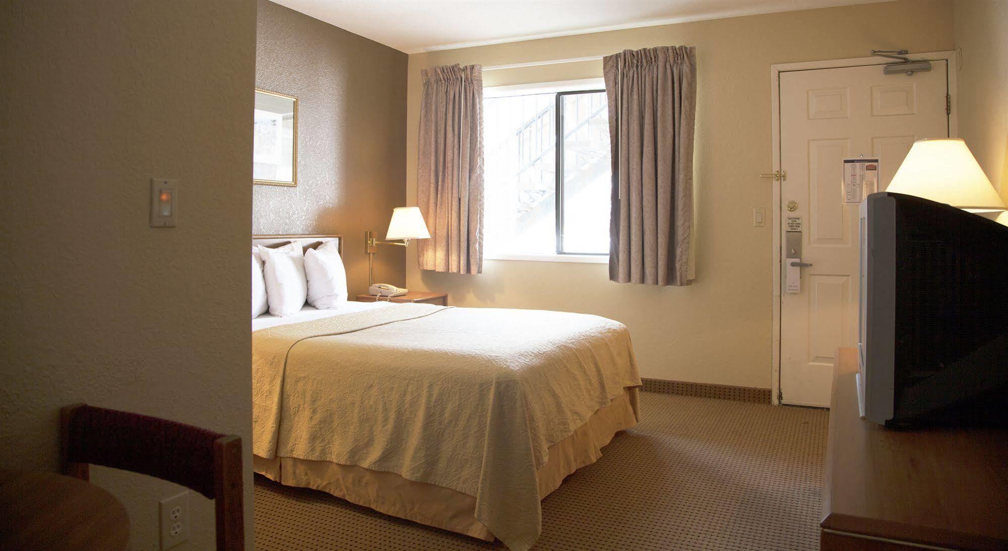Fairbridge Inn & Suites Левенуэрт Экстерьер фото