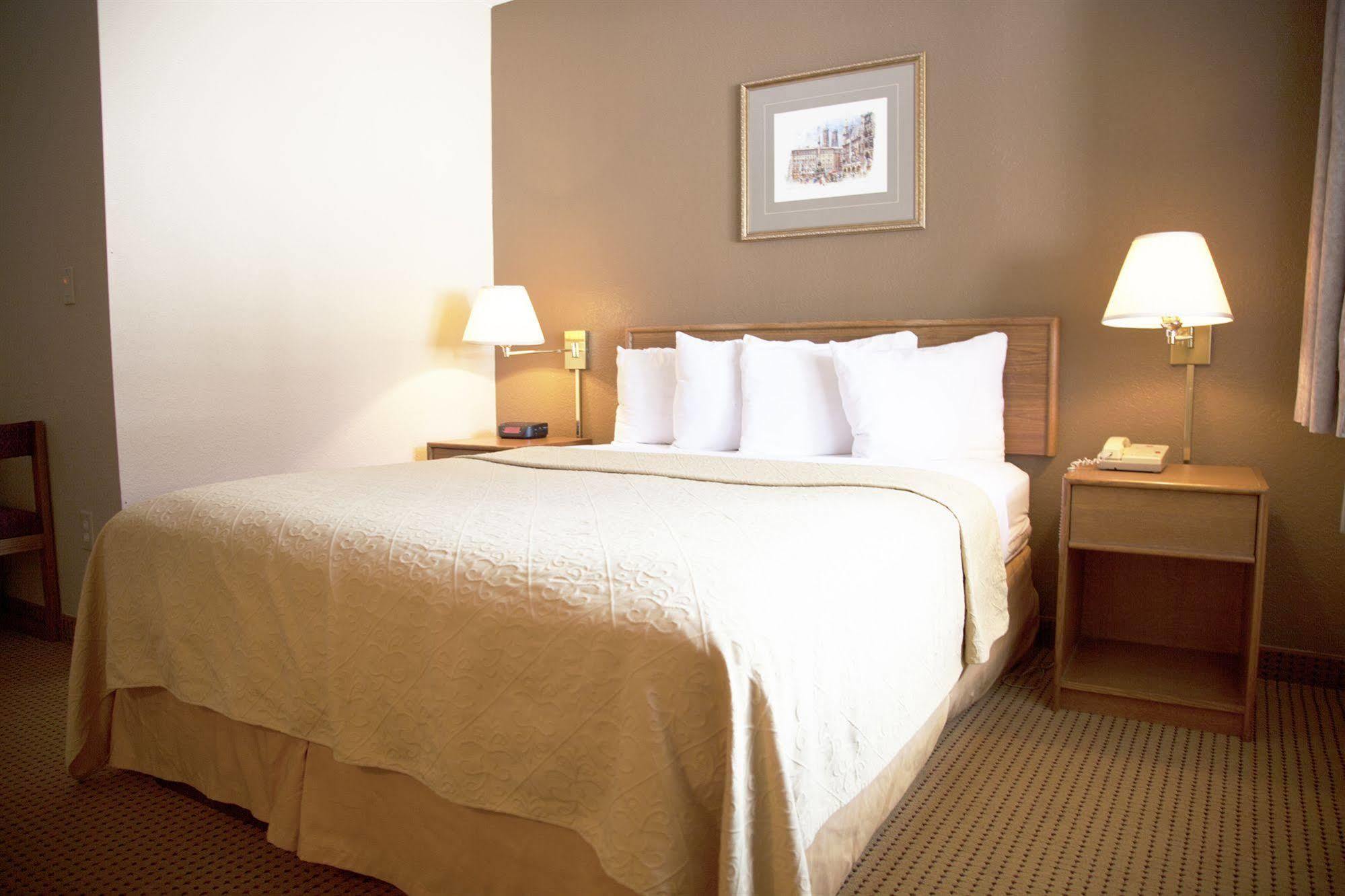 Fairbridge Inn & Suites Левенуэрт Экстерьер фото